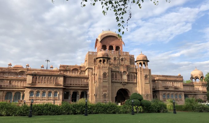 Lalgarh Palace